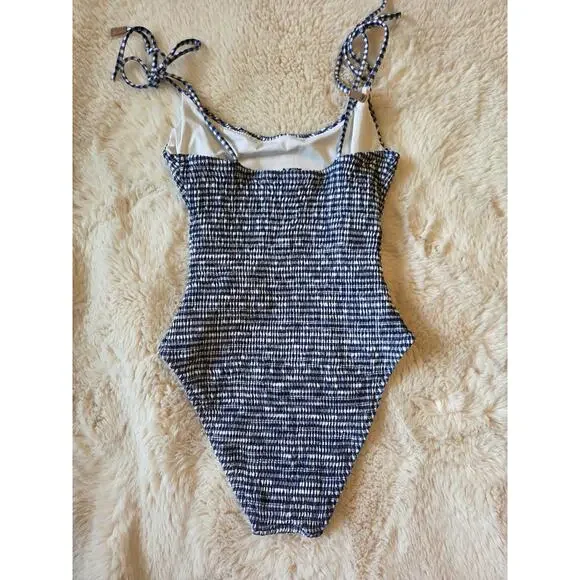 Sperry Womens Gingham Smocked Blue and white One Piece Swimsuit size Large - Picture 4 of 6